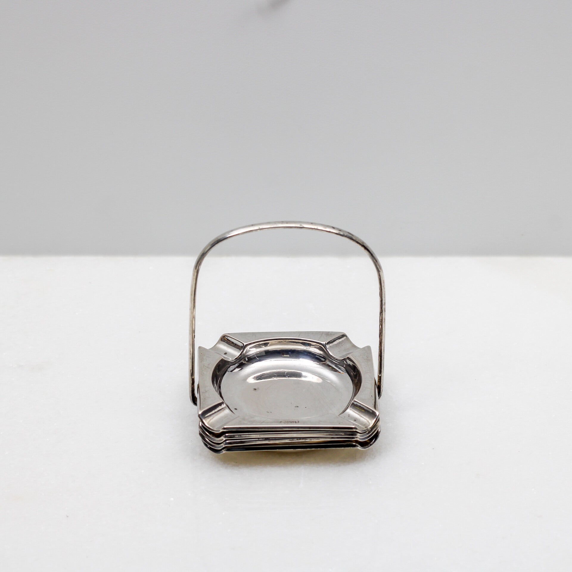 Stijlvol Arrangement: Set van Massief Zilveren Mini Asbakjes Wilkens & Söhne