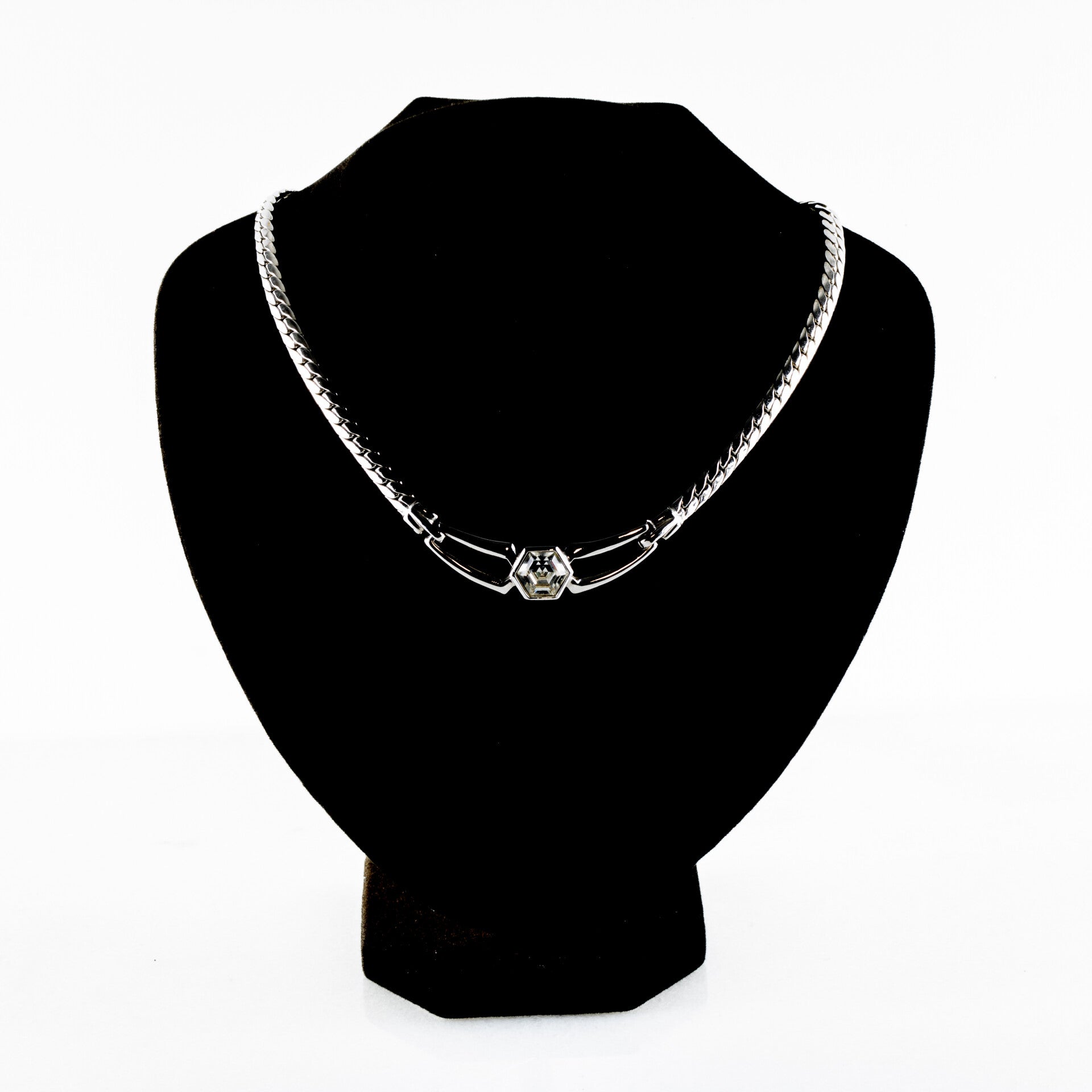 Object: Vintage Modernistisch Collier – A-Zone (ca. 1980) – ‘Collector’s State’