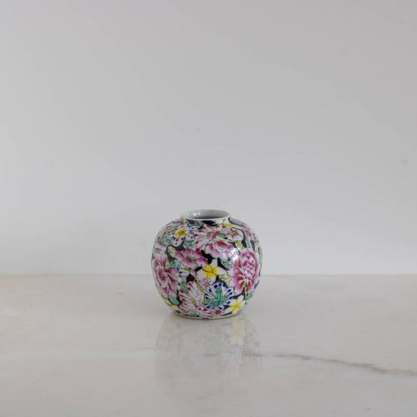 Verfijnd Chinees 'Mille Fleurs' Bolvaasje – Wit Jingdezhen Porselein