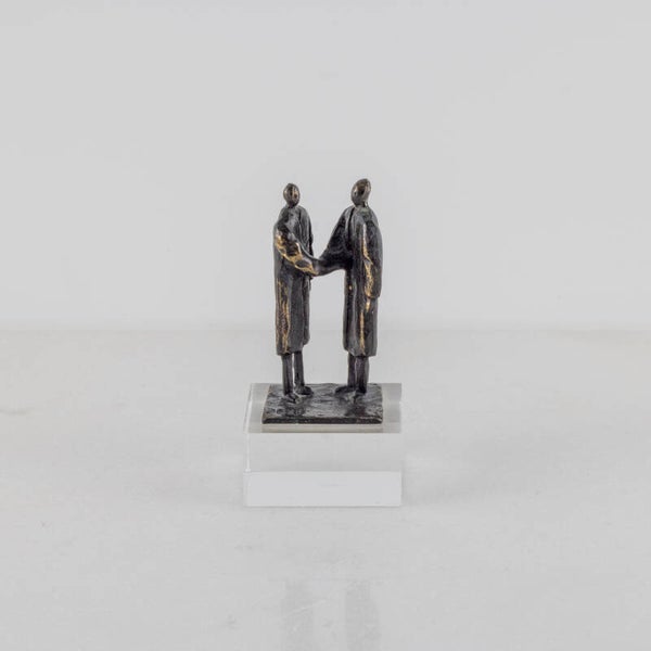 Mark Jurriëns: 'De Handdruk' – Een Tijdloze Verbeelding van Verbinding