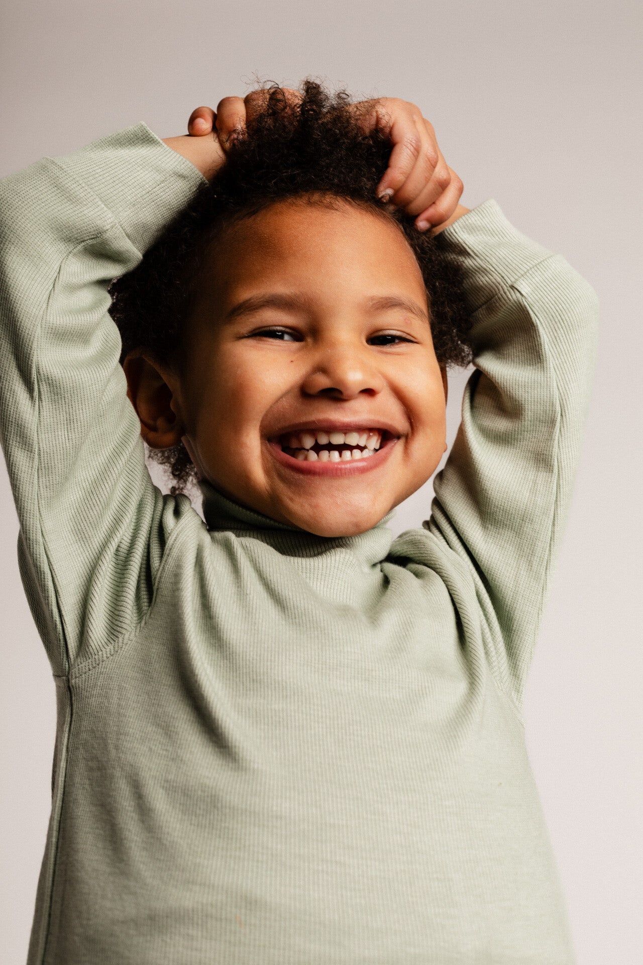 Baje unisex colletje Lutern Green laurel