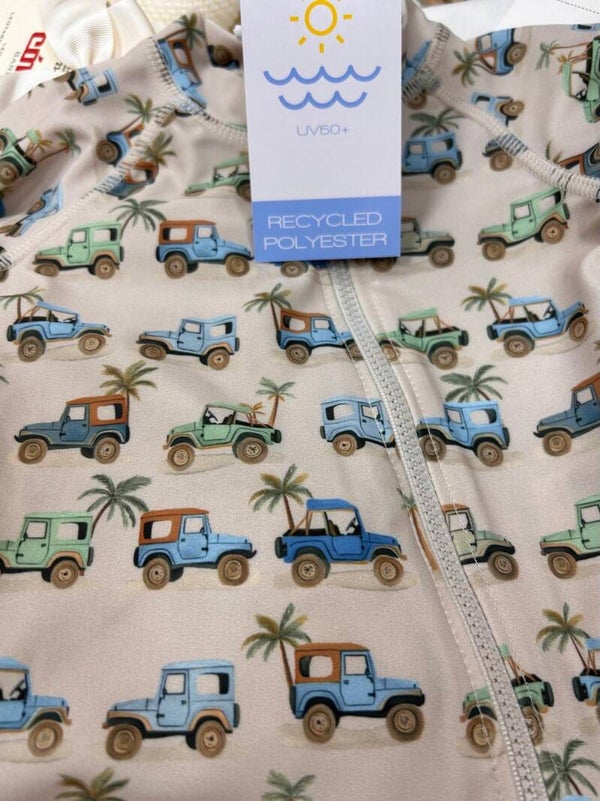 Hust & Claire zonnepet beige cars