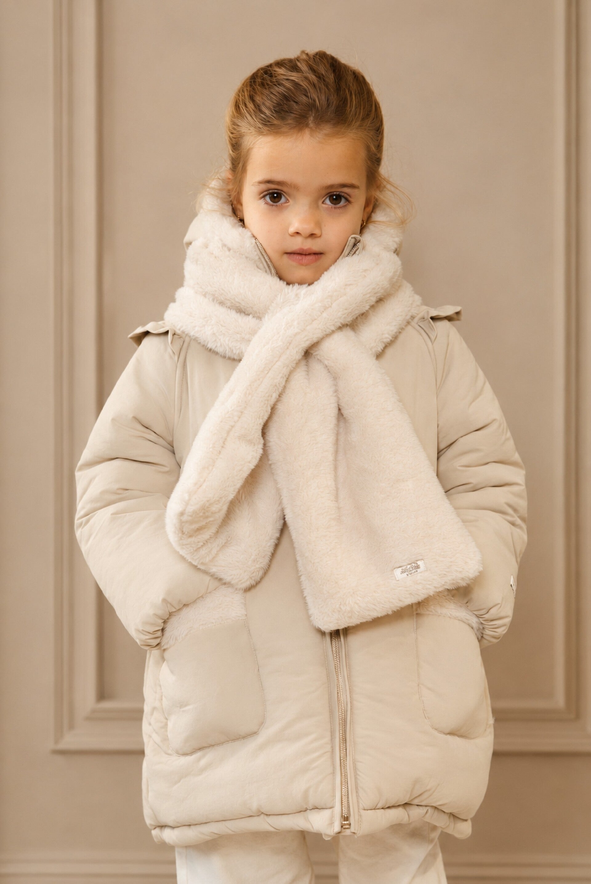 Le Chic RIANNA furry scarf Antique White