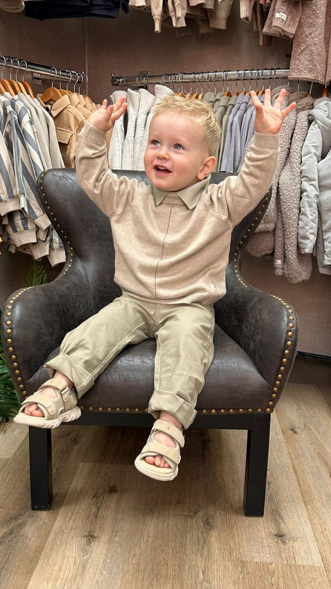 Baje Orbe longsleeve sand desert