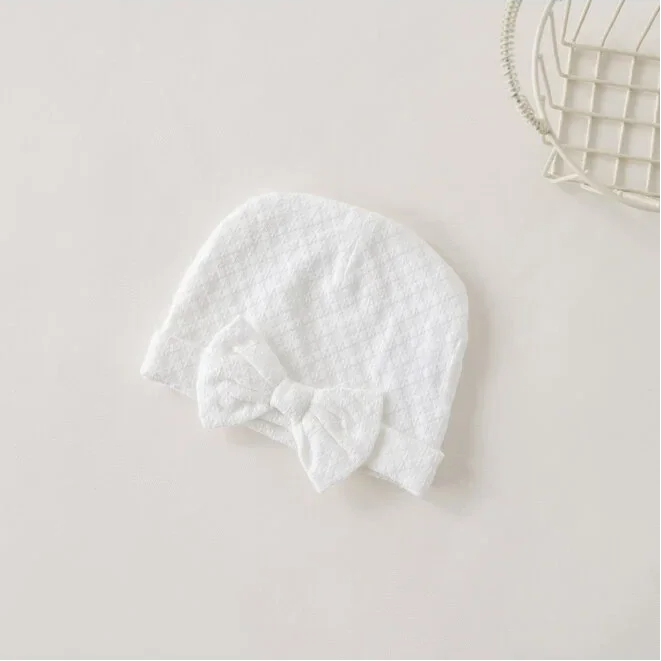 House of Bears Babymuts wit met strik zomer