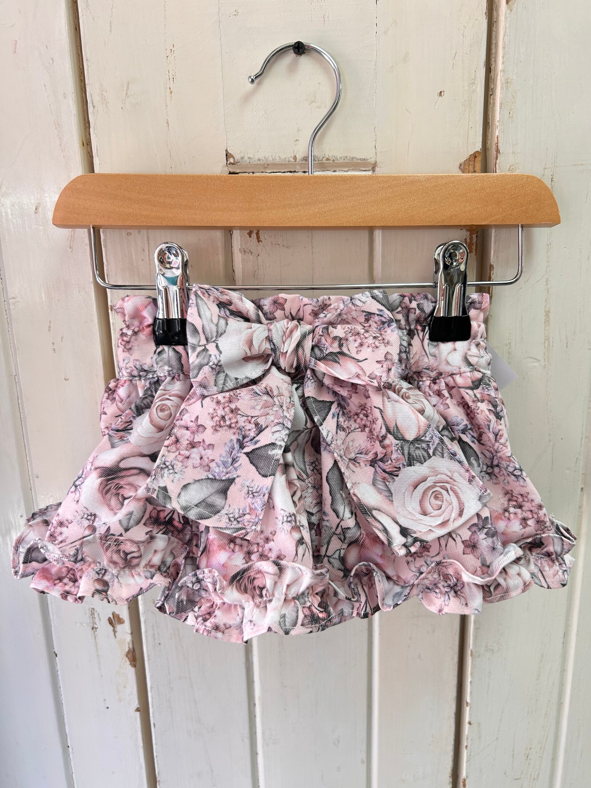 Bloomer lovely roses by Juffrouw Ooievaar