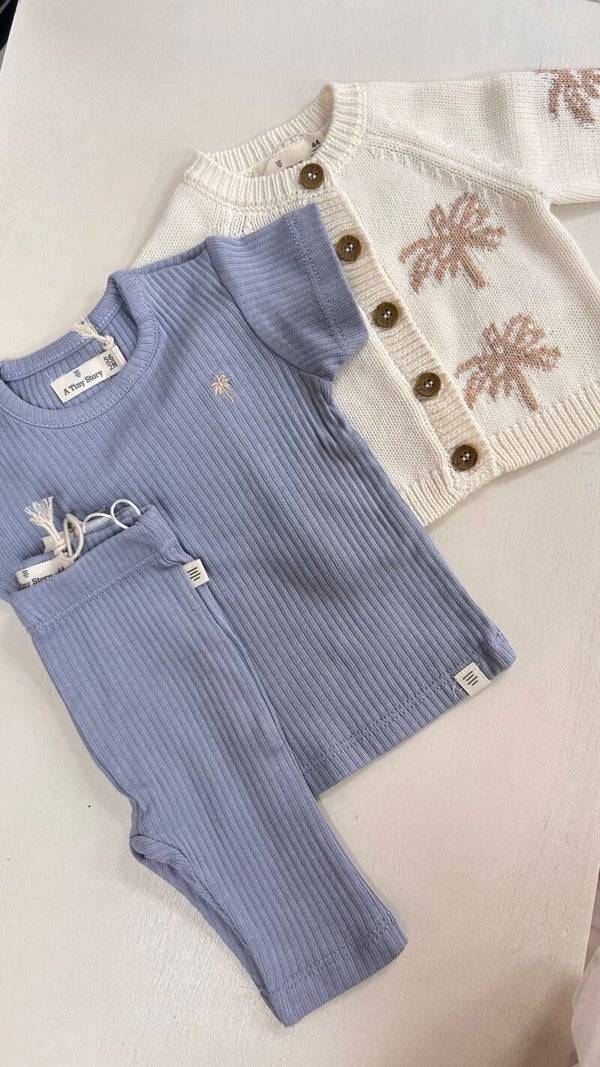 A Tiny Story baby broekje light blue
