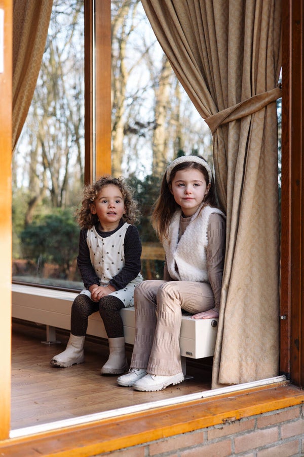 LEVV meisjes flaire licht taupe