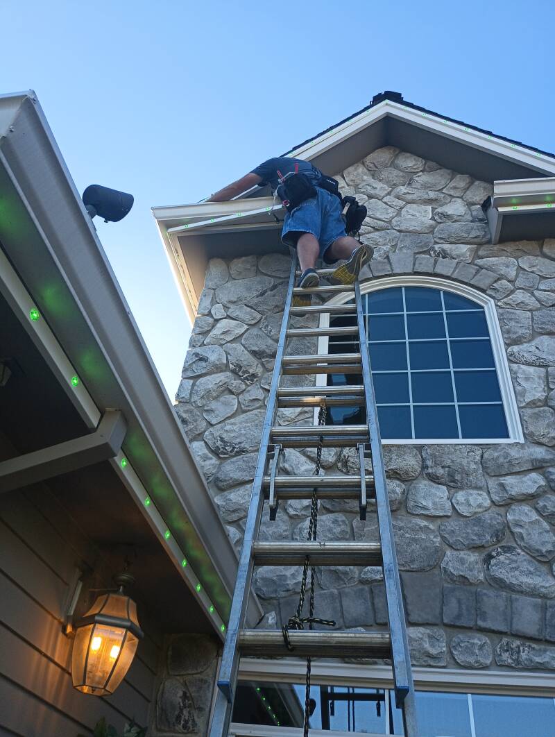Aluminum Track Oelo Permanent Light Install in Portland Oregon
