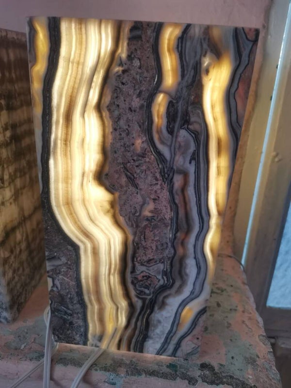 Onyx lamps