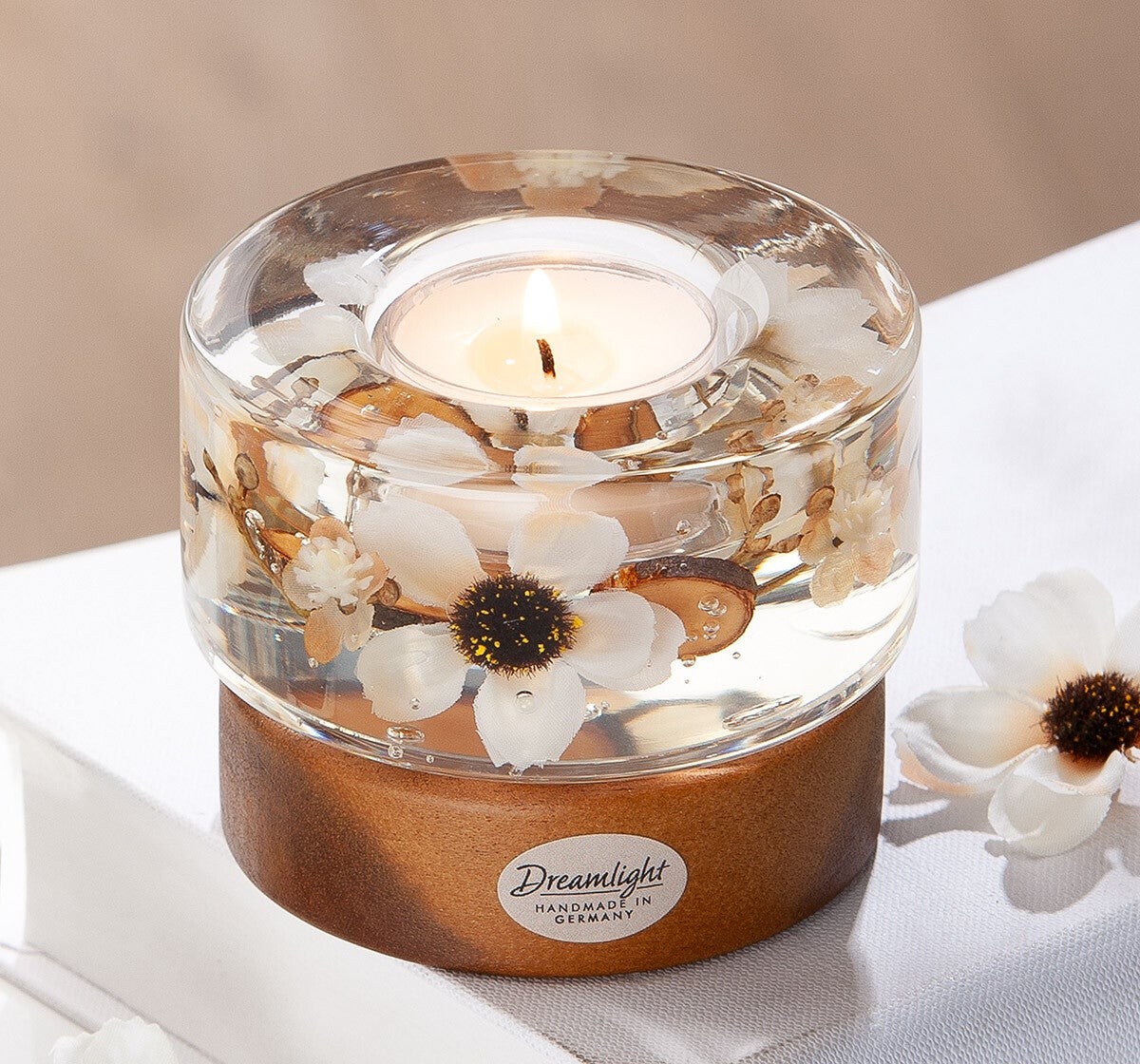 Dreamlight, Teelichtleuchter auf Holzbase " Light Blossom", versch. Größen