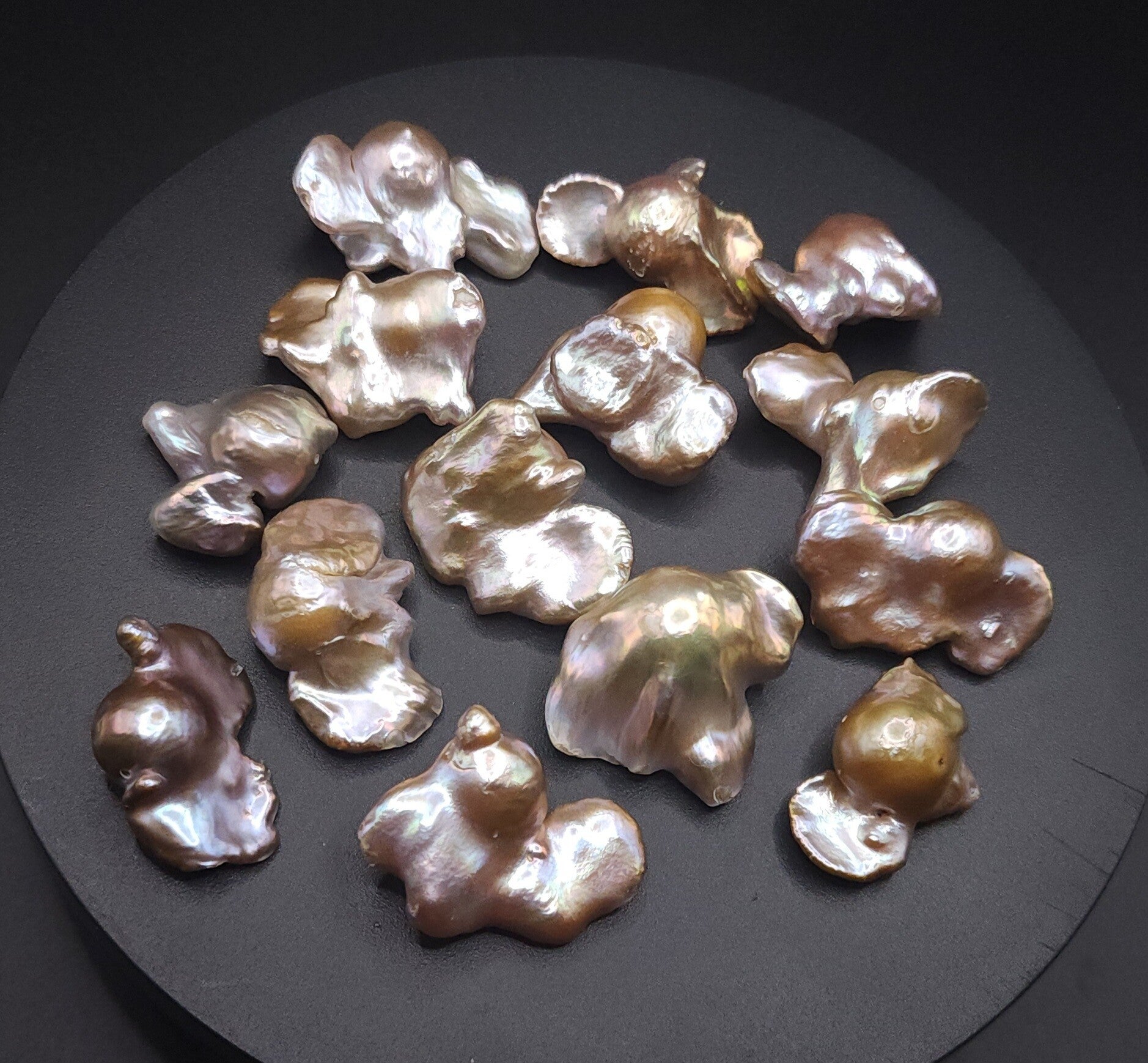 Baroque Pearls - Wild Shapes
