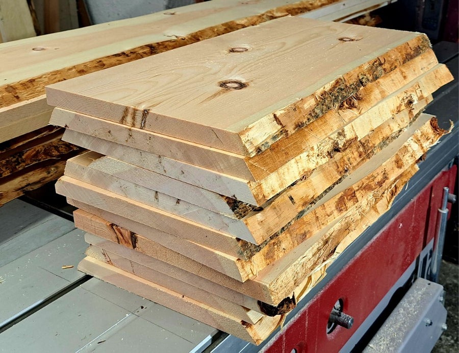 Zirbenholz 1. Wahl aus Österreich im Karton – gehobelte Zirbenbretter