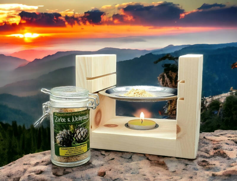 Räuchern mit Zirbenholz und Weihrauchbrenner für natürlichen Duft zuhause