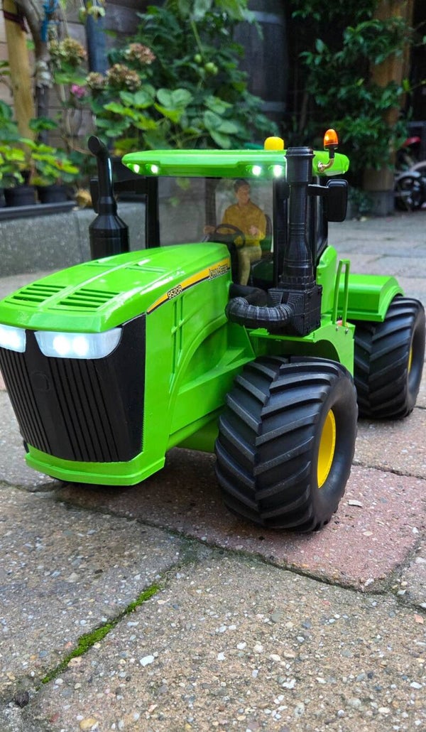 John deere 9520R