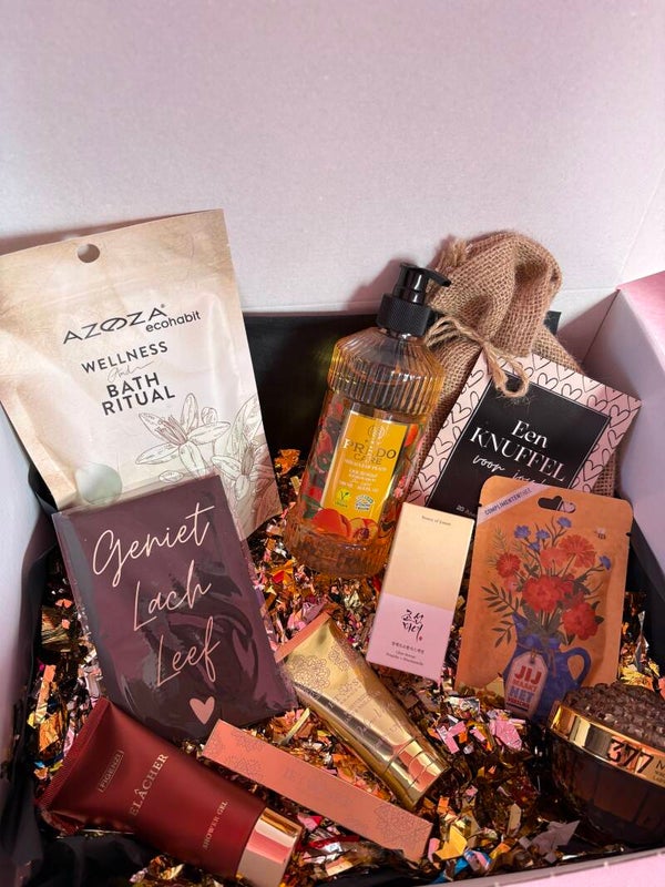 Golden box
