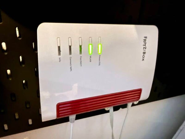 FritzBox 7530 Halter IKEA Skadis Wandhalter PETG Router Halter AVM Lochwand NEU