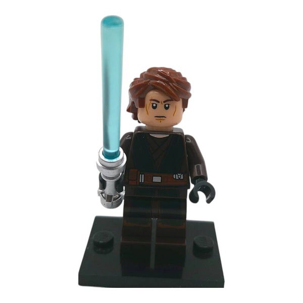 Lego® Star Wars™ Minifigur "Anakin Skywalker mit blauem Lichtschwert" 75401