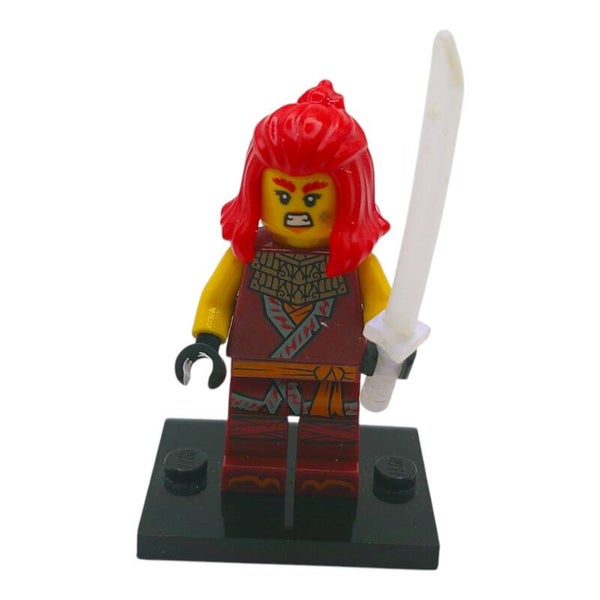LEGO® Ninjago™ Minifigur "Wyldfyre mit Kristallkatana" 71827