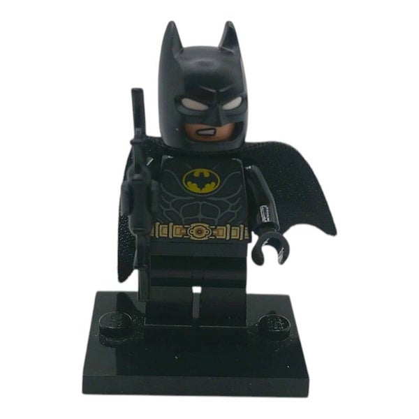 LEGO® Batman™ Minifigur "Batman mit Batarang und Cape"  76265