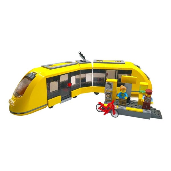 Lego® City "Straßenbahn mit Haltestelle" 60271