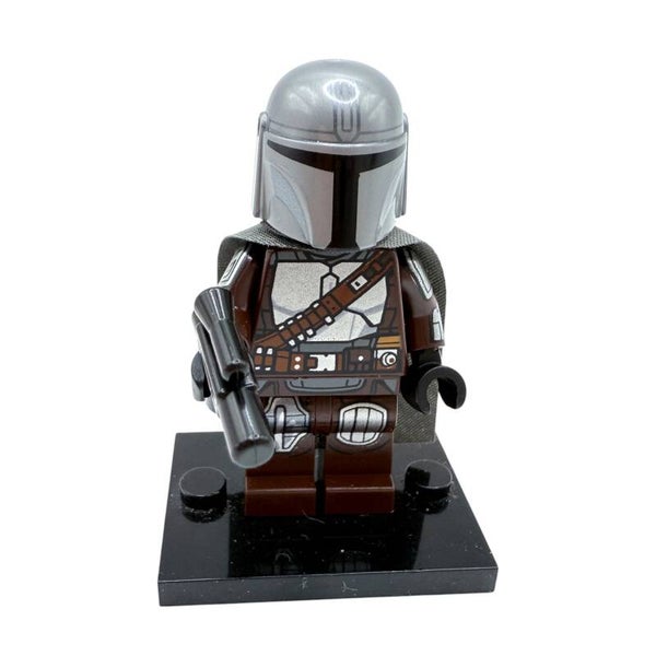 LEGO® Star Wars™ Minifigur Mandalorian Din Djarin mit Blaster & Umhang 75436