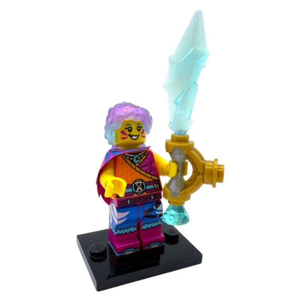 LEGO® Dreamzzz Izzie Minifigur mit Kristallschwert & Umhang | Transparent 71481