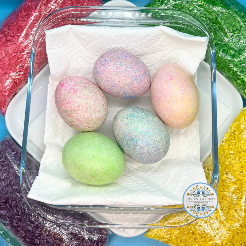 How to Dye Easter Eggs with Rice / Recipes Joy and Recipes