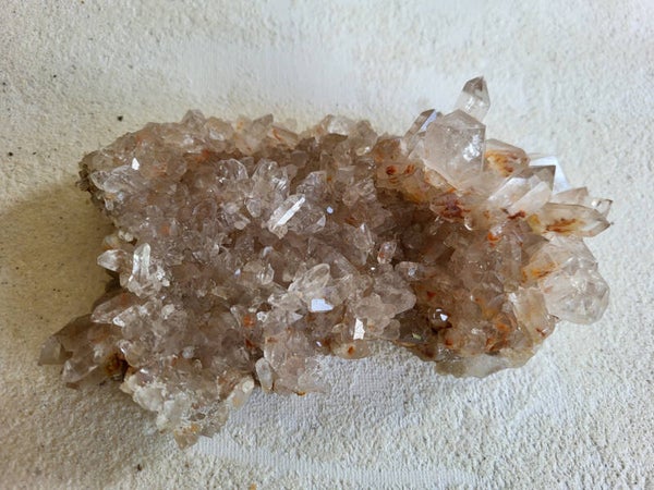 Lemurisch bergkristal cluster uit de Himalaya