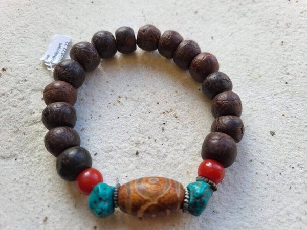 Dzi kraal met Bodhihout