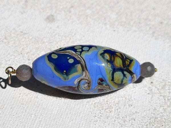 Labradoriet glashanger