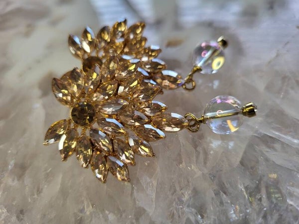 Angel aura kwarts oorstekers met strass