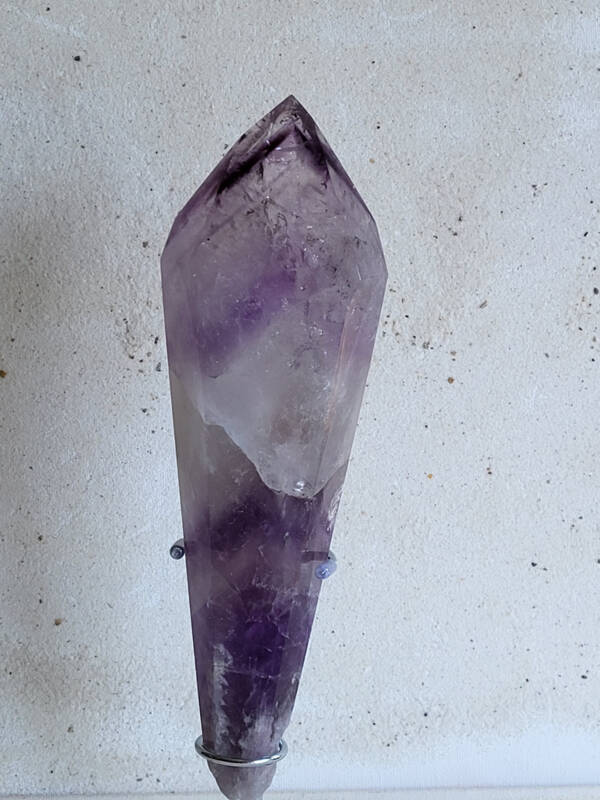 Grote Amethist laser met fantomen