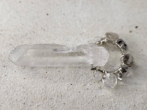 Energy tool met rutielkwarts, herkimer diamantjes en regenboogmaansteen