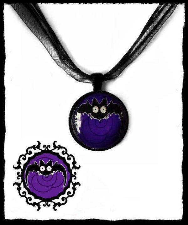 Necklace round Long wing Purple Rose Batty
