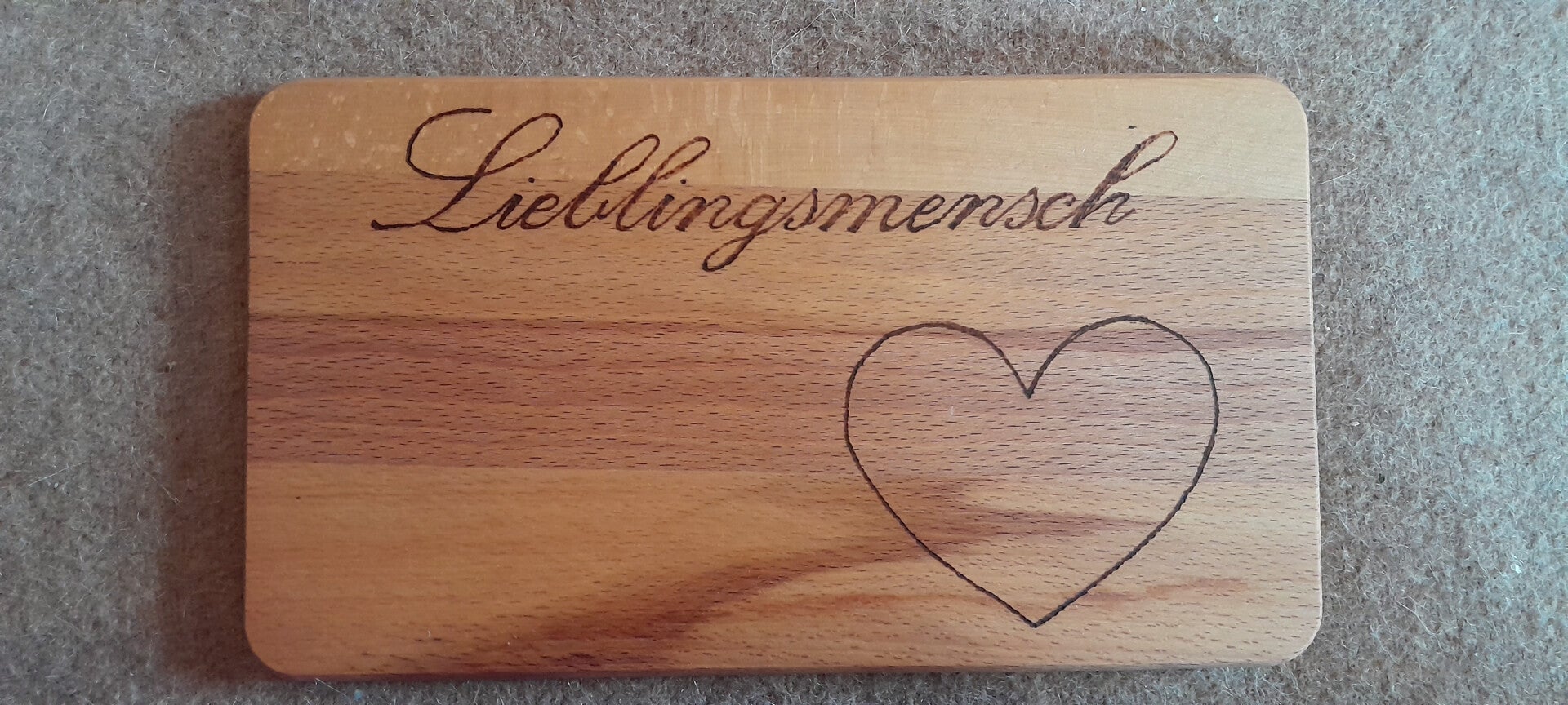 bereits graviertes Frühstücksbrettchen