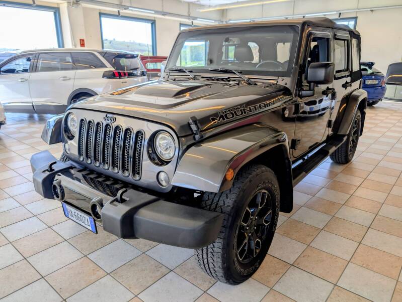Jeep wrangler 3.6 benzina 286cv smoky mountain cabrio passo lungo HA660ZA