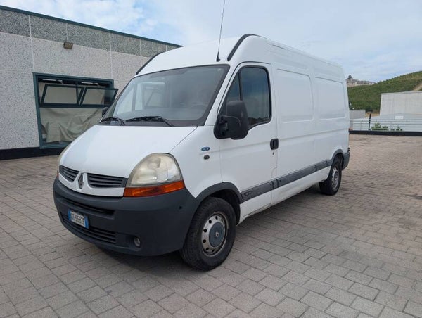 Renault Master 2.5 dci clima targa DT558ZF