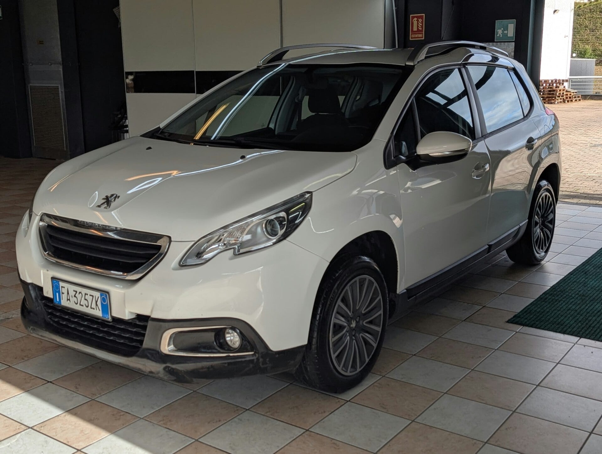 Peugeot 2008 1.6cc 99cv bluehdi