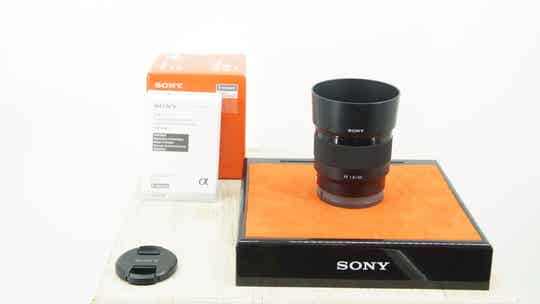 Sony 50mm 1.8 FE E-mount lens