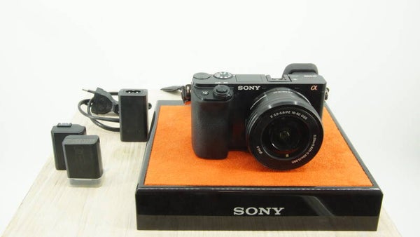 Sony a6100 systeemcamera in nieuwstaat! Met garantie.