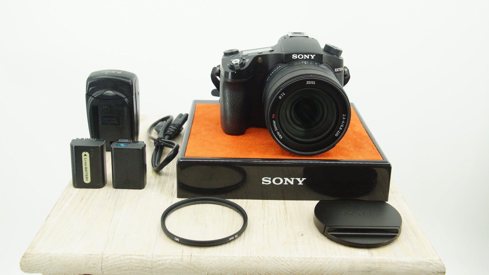 Sony Cybershot DSC-RX10 III in zeer nette staat, met garantie!