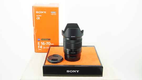 Sony E 16-70mm F/4.0 ZA OSS Zeiss Vario-Tessar T* E-mount lens
