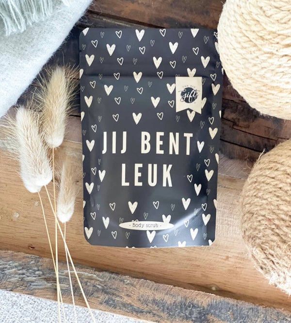 Bodyscrub l Jij bent Leuk