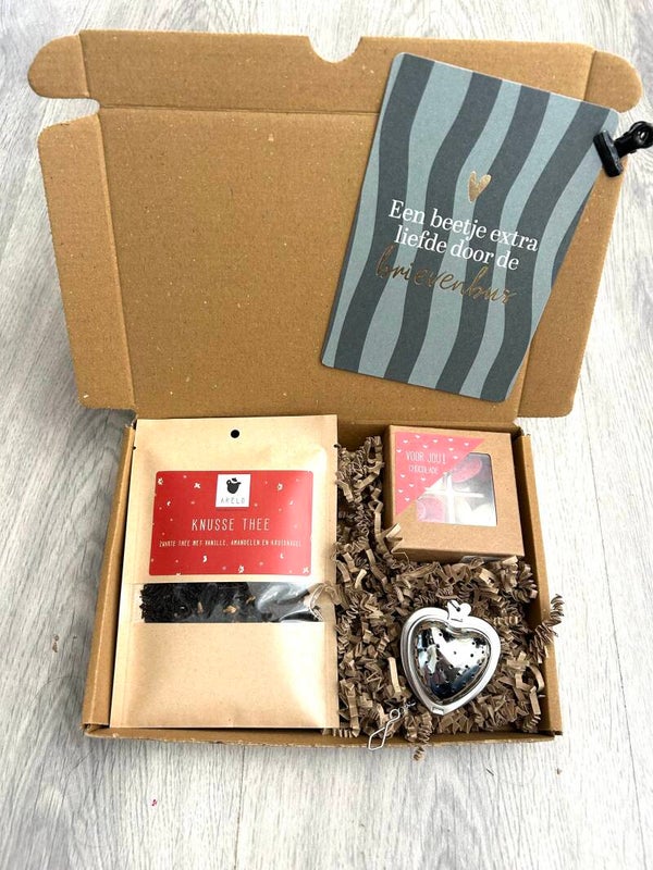 Zomaar brievenbus cadeautje - Een beetje liefde door de brievenbus