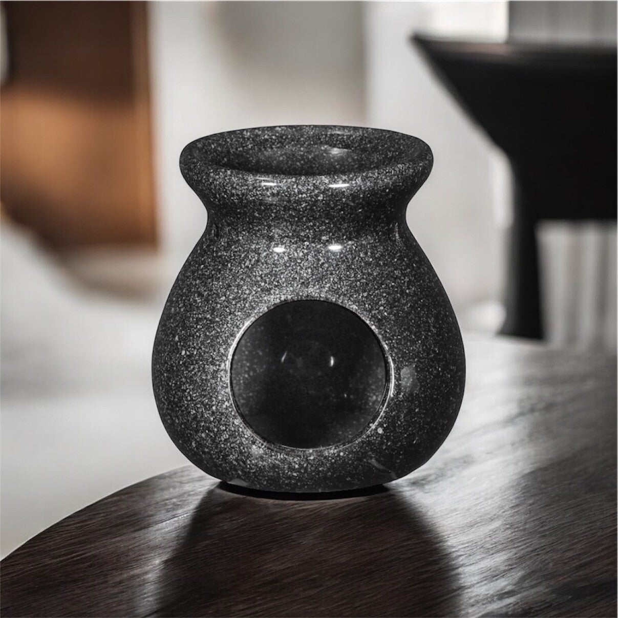 Geurbrander Vesuvius – keramiek zwart