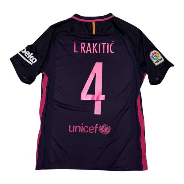 FC Barcelona 2016/17 Nike Away Trikot #4 Rakitic (L)
