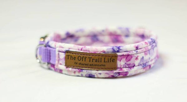 Halsband 'Lilac Flowers'