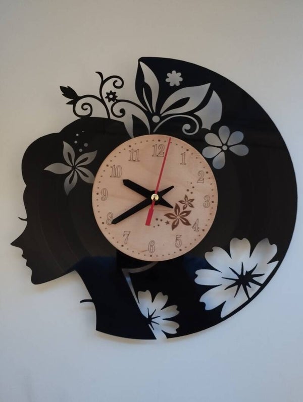 Horloge vinyle "Femme"