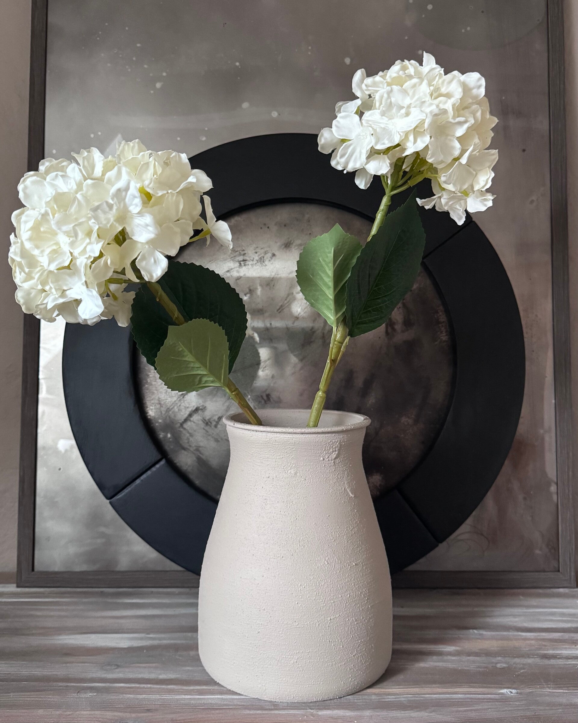 Eqaluk vase
